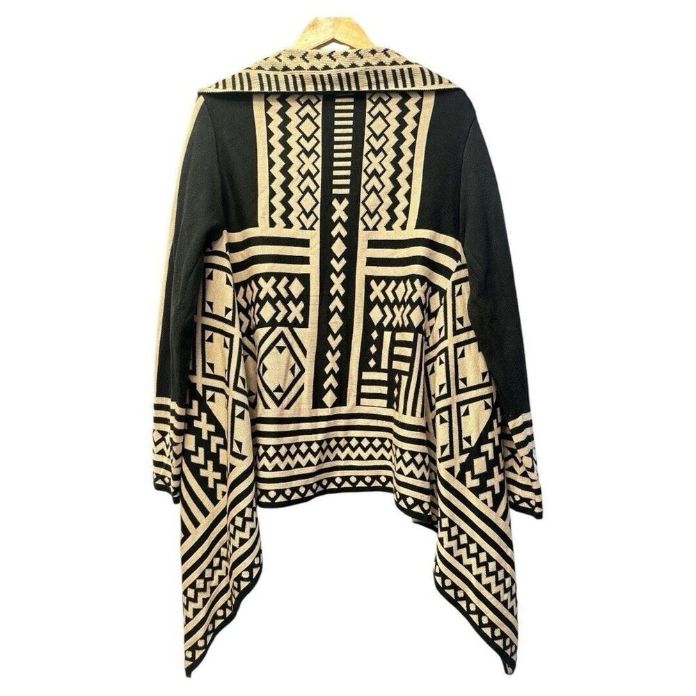 Larry Levine Black‎ Cream Geometric Tribal Open Front Waterfall Cardigan Medium - Picture 3 of 15